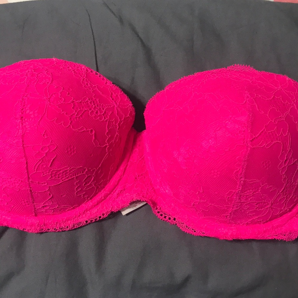✨ HOT PINK VICTORIA SECRET BRA ✨